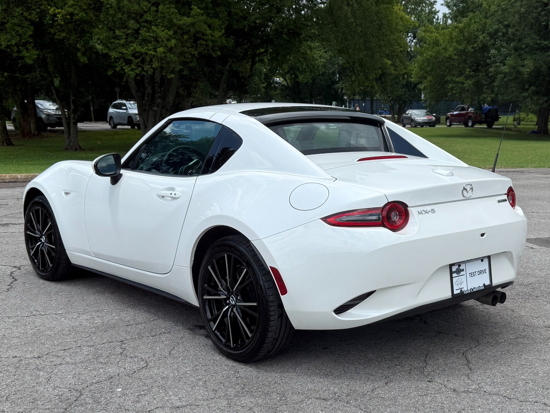 Used 2025 MAZDA MX-5 Miata RF Grand Touring RWD image 14