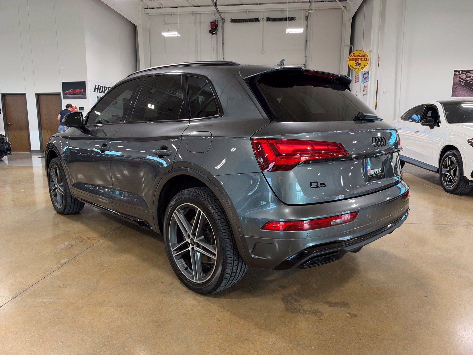 Used 2022 Audi Q5 e Prestige AWD/4WD image 6
