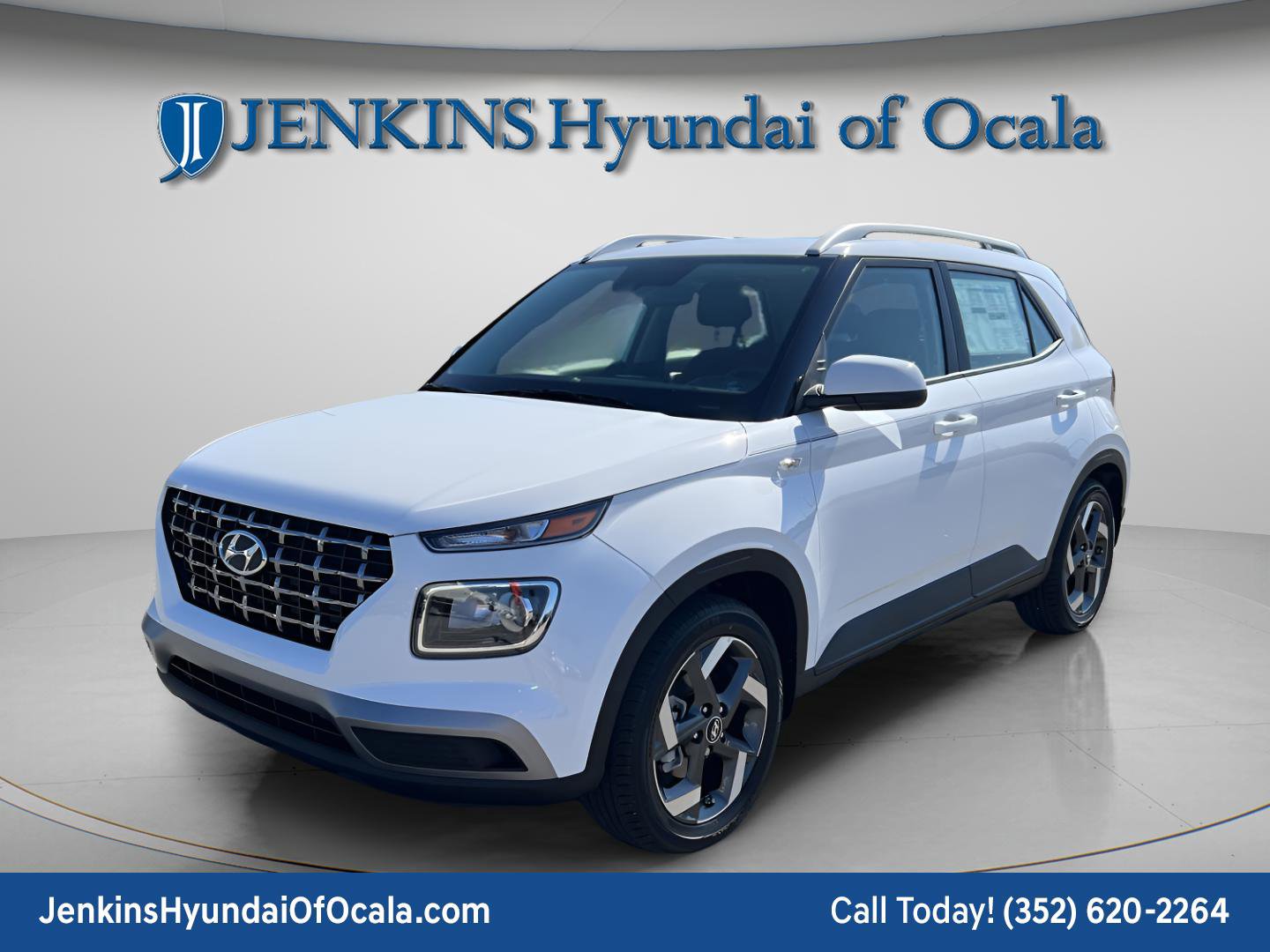 New 2025 Hyundai Venue SEL image 9