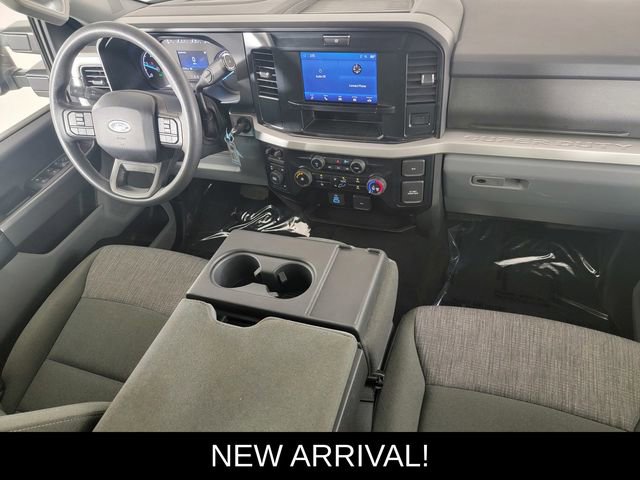 Used 2025 Ford F250 XLT AWD/4WD image 32