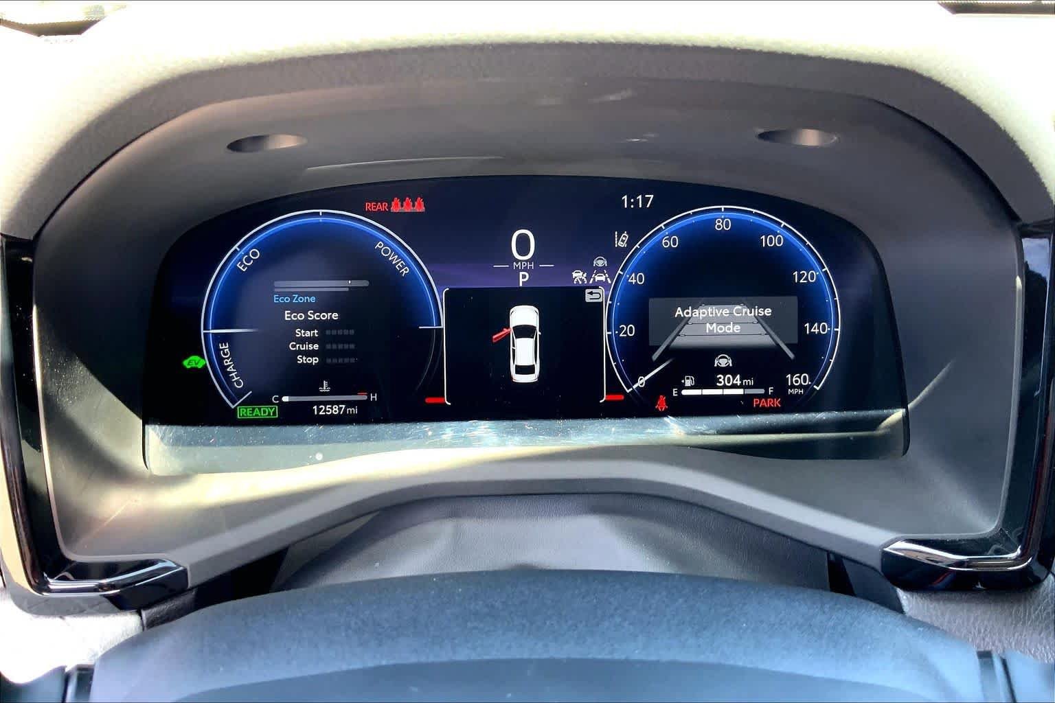 Used 2025 Toyota Camry XLE image 25