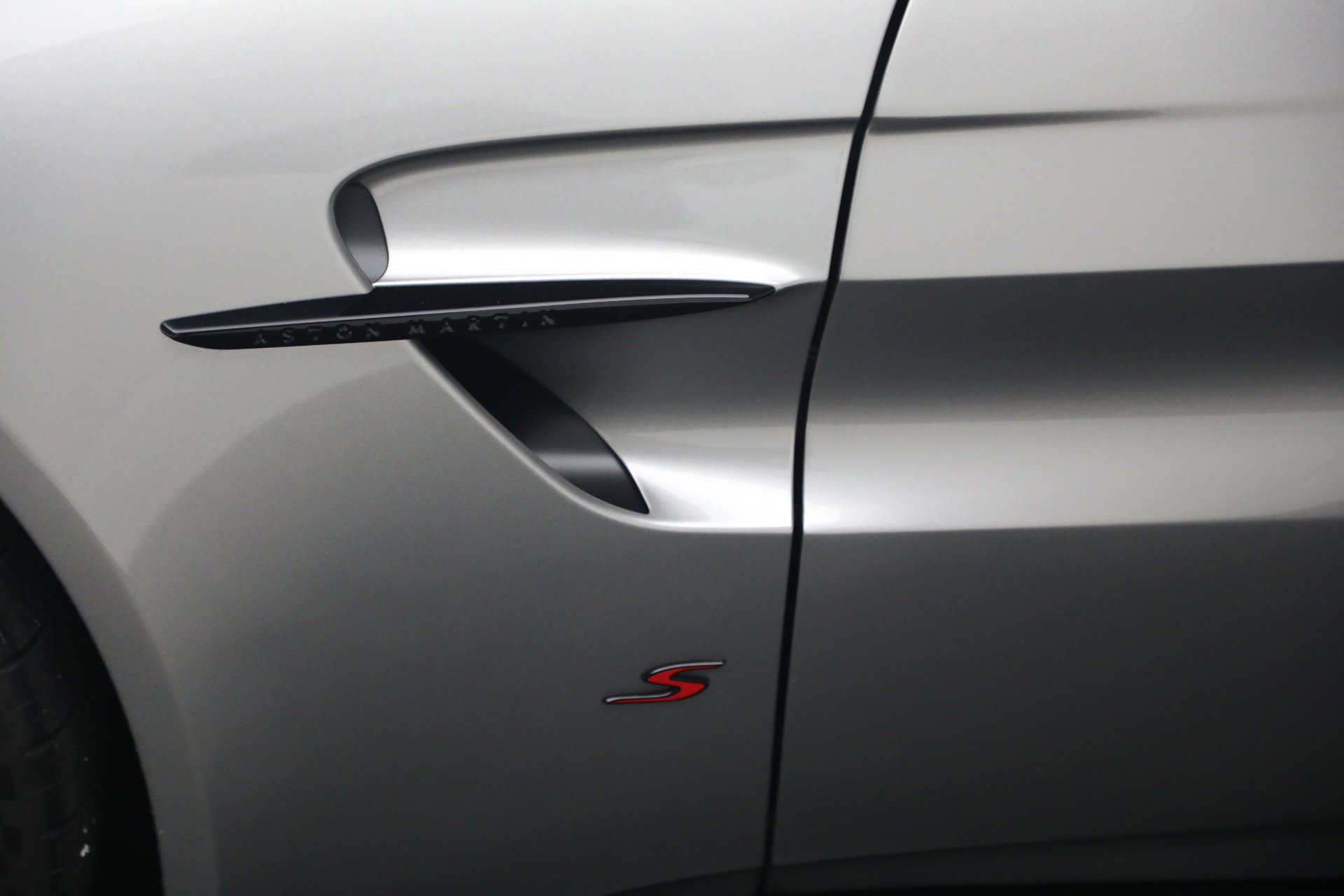 New 2026 Aston Martin V8 Vantage S image 15