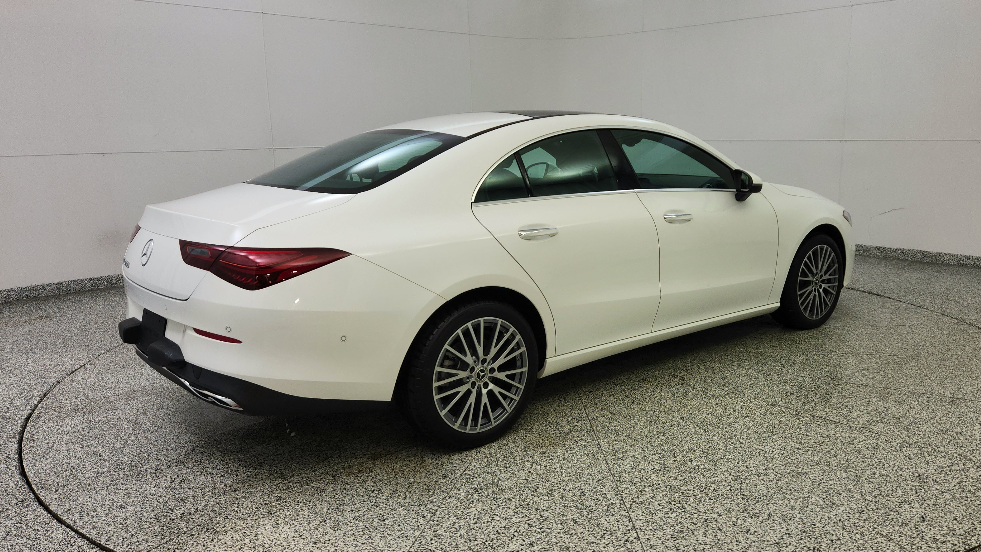 Used 2025 Mercedes-Benz CLA 250 image 7