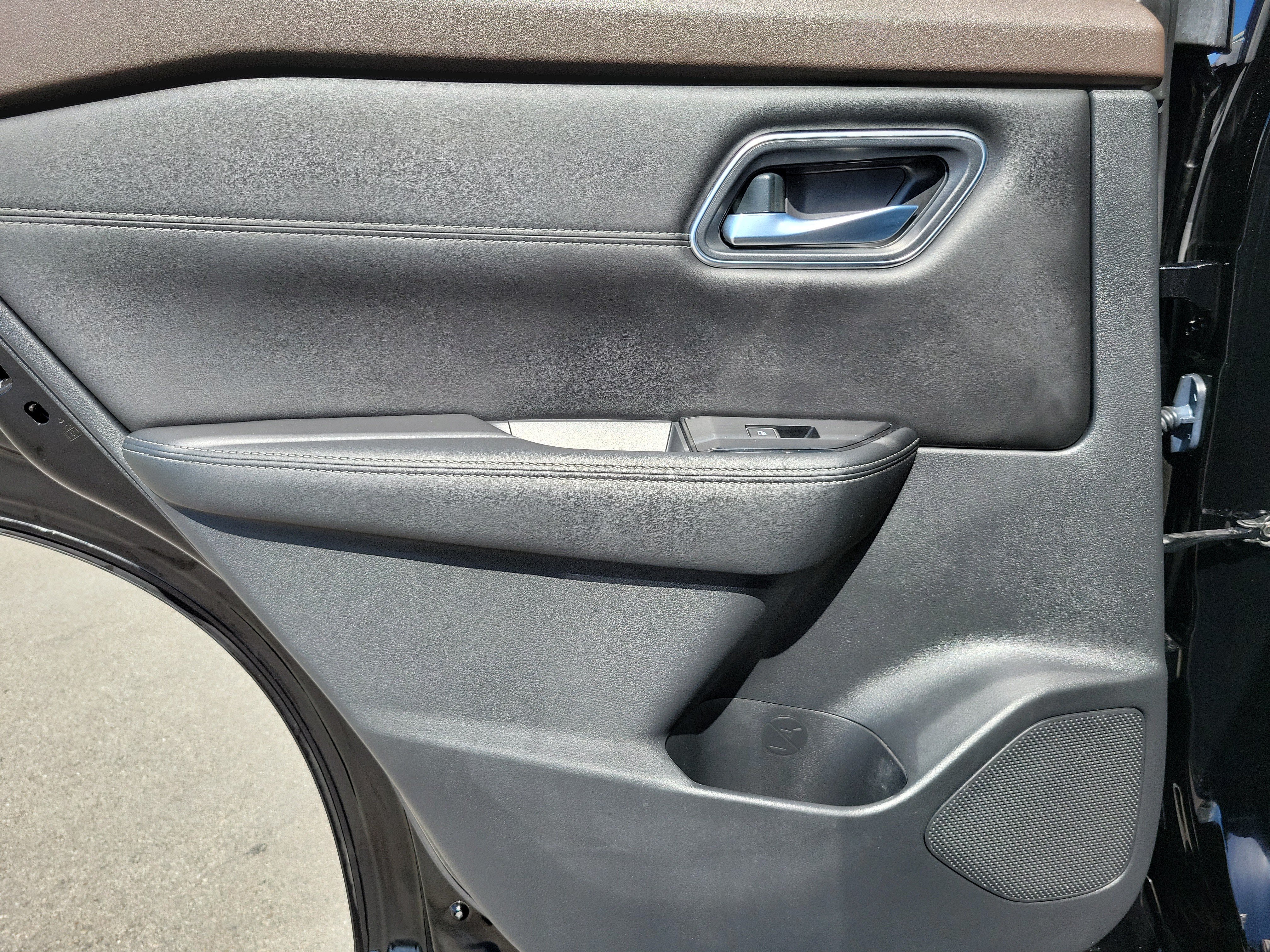 Used 2021 Nissan Rogue SL w/ Premium Package FWD image 21