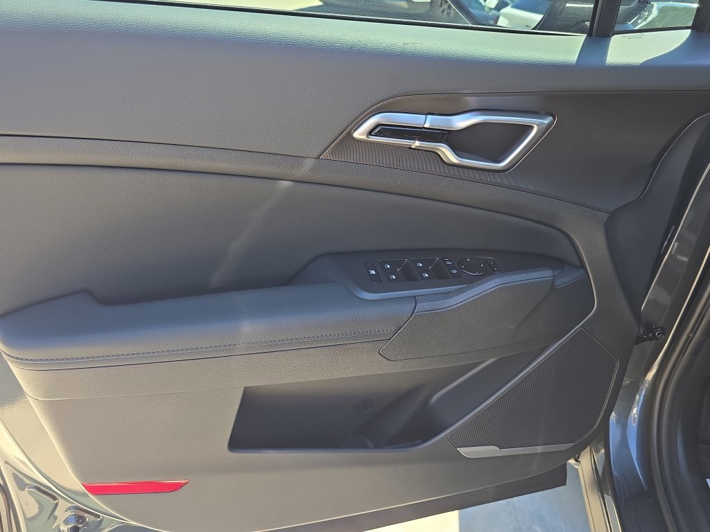 New 2026 Kia Sportage EX AWD/4WD image 18