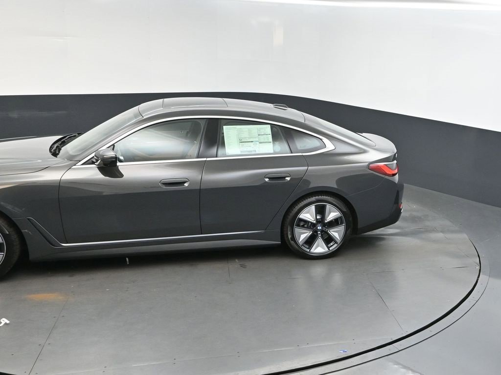 New 2025 BMW i4 eDrive40 w/ Premium Package image 32