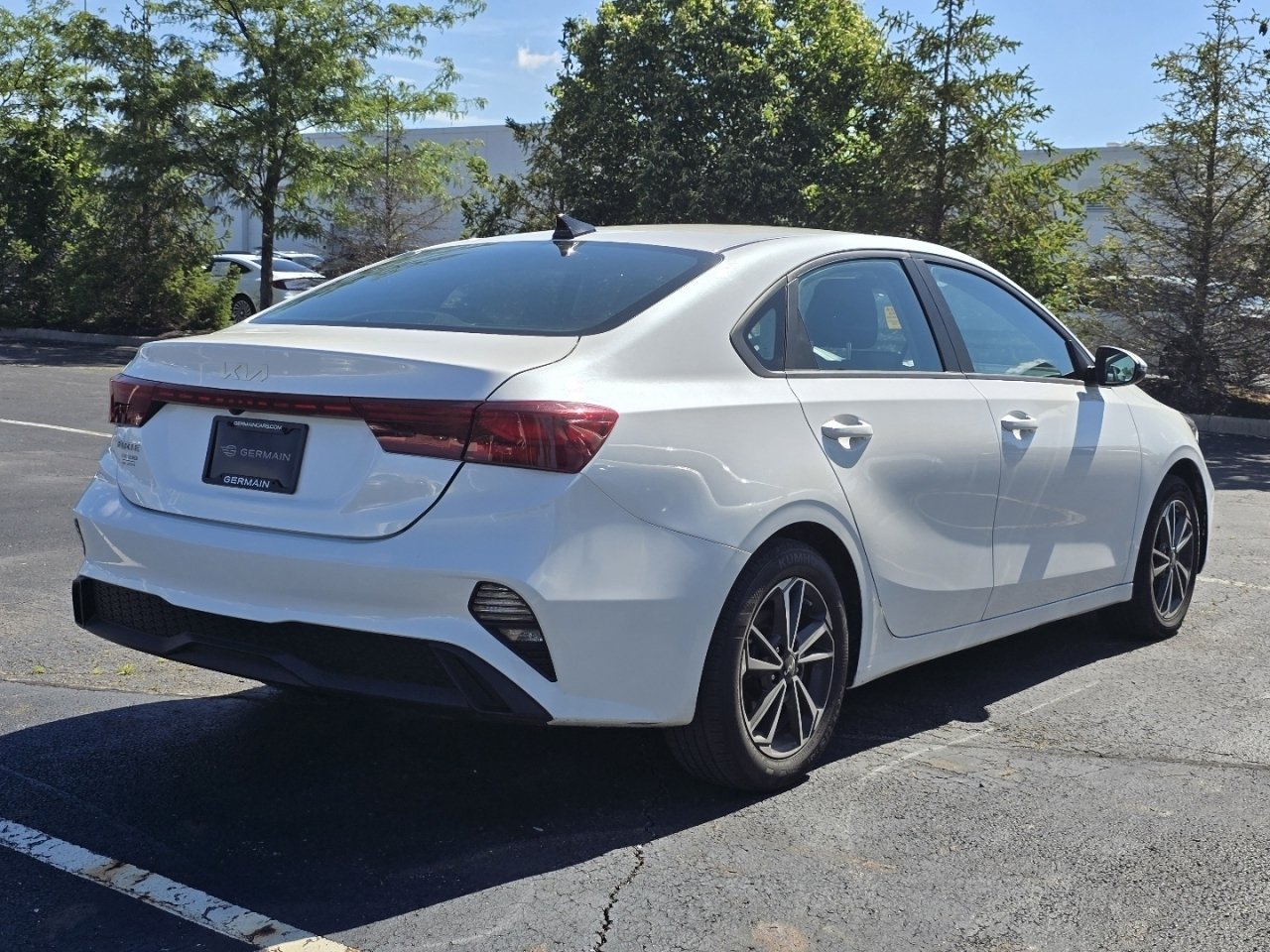 Used 2023 Kia Forte LXS w/ LXS Technology Package FWD image 7