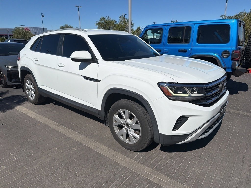 Used 2020 Volkswagen Atlas Cross Sport S image 2