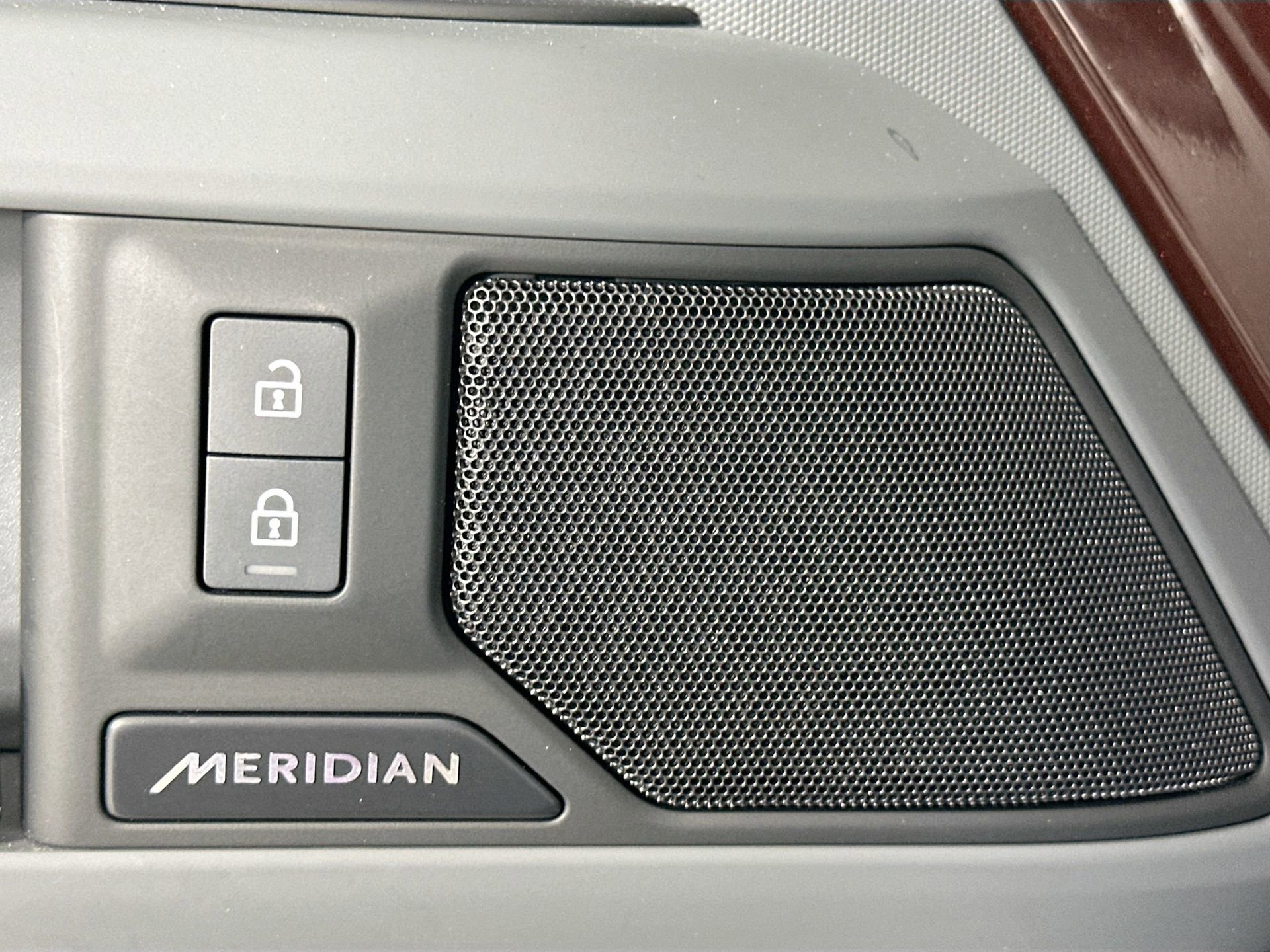 Certified 2025 Land Rover Defender 130 S image 20