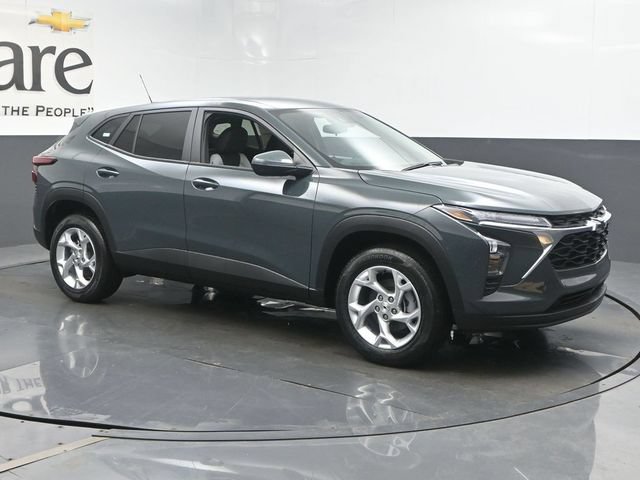 New 2026 Chevrolet Trax LS w/ LS Convenience Package FWD image 6