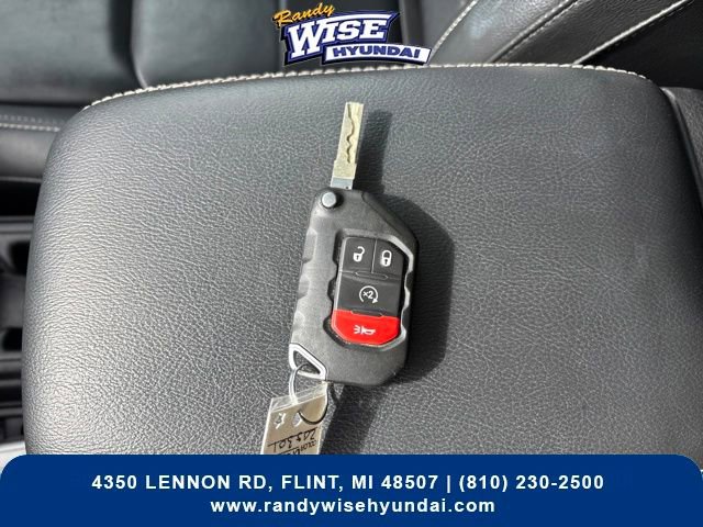 Used 2022 Jeep Wrangler Unlimited Sahara w/ Cold Weather Group image 30