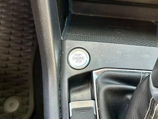 Certified 2022 Volkswagen Taos SE FWD image 30
