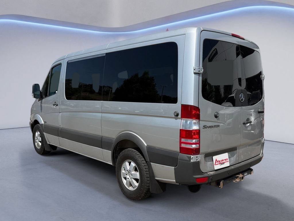 Used 2010 Mercedes-Benz Sprinter 2500 image 3