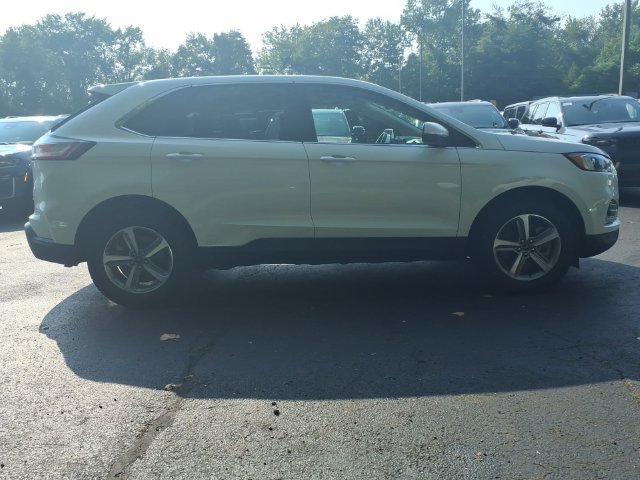 Used 2024 Ford Edge SEL w/ Convenience Package AWD/4WD image 4