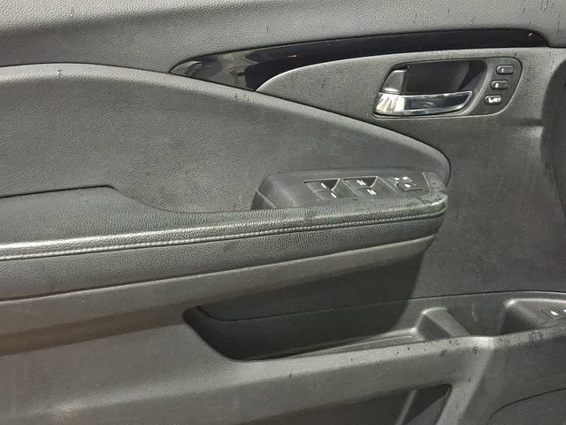 Used 2017 Honda Pilot Elite image 19