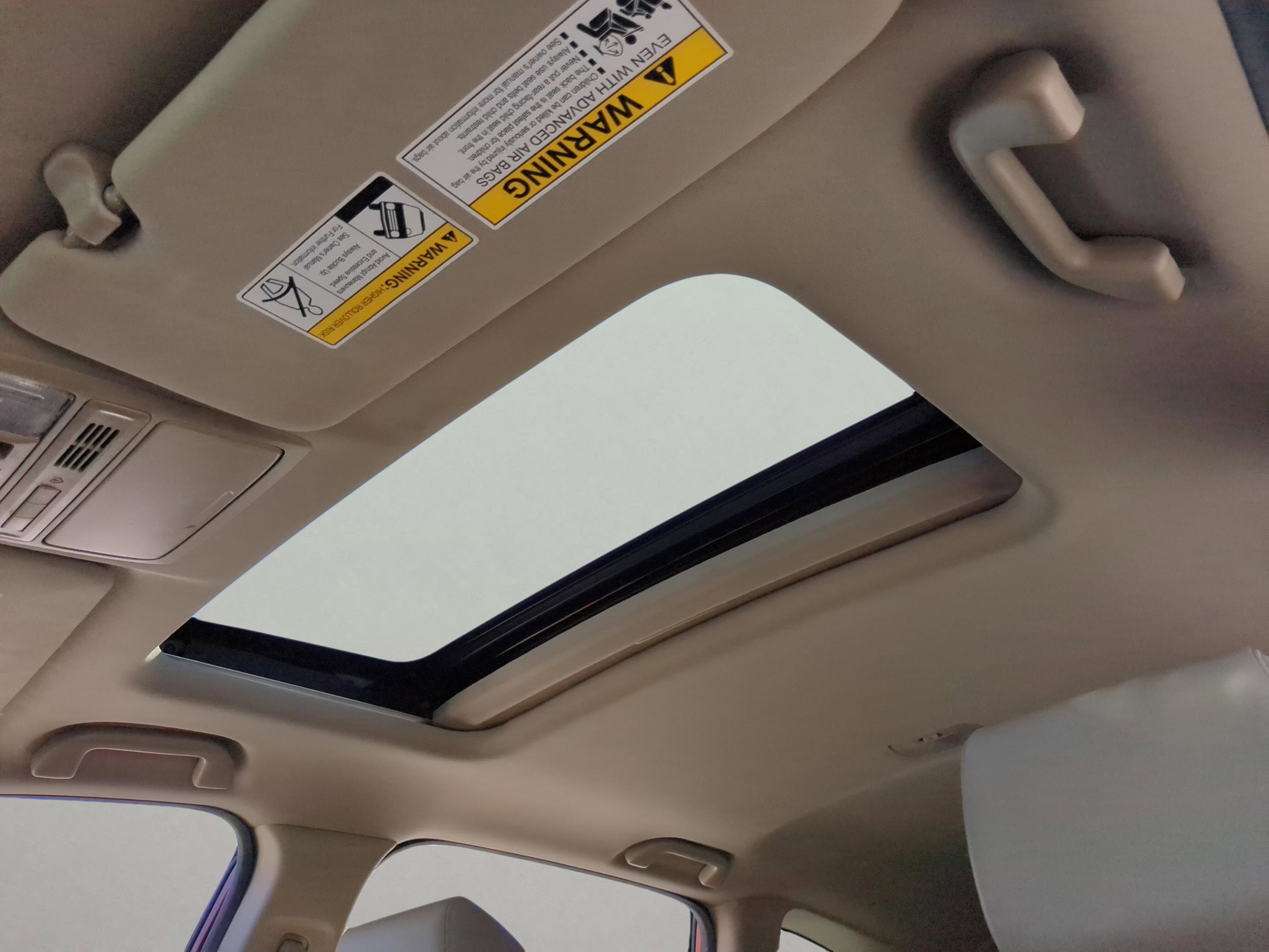 Used 2019 Honda CR-V Touring image 4