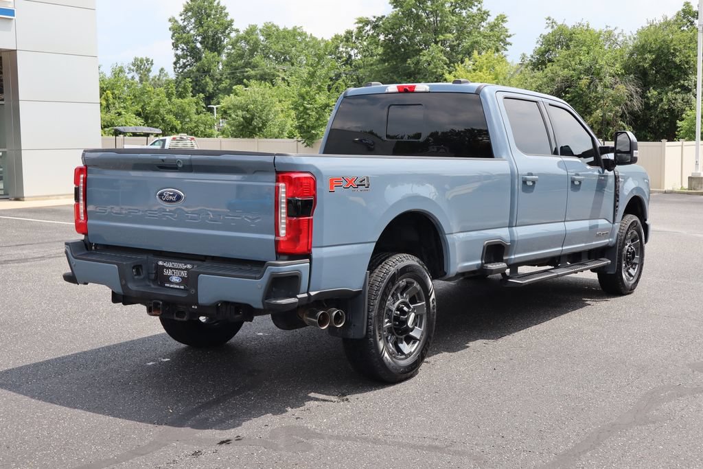 Used 2023 Ford F350 Lariat w/ Sport Appearance Package AWD/4WD image 3