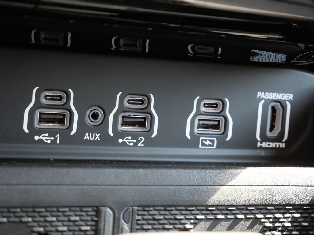 Used 2026 RAM 3500 Longhorn AWD/4WD image 38