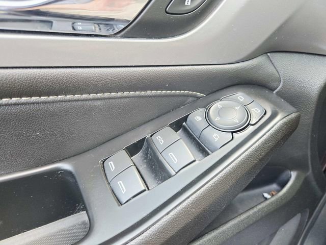 Certified 2023 Chevrolet Traverse LT w/ LT Premium Package image 34