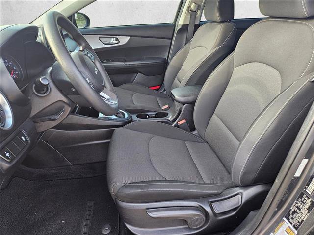 Used 2022 Kia Forte LXS FWD image 15