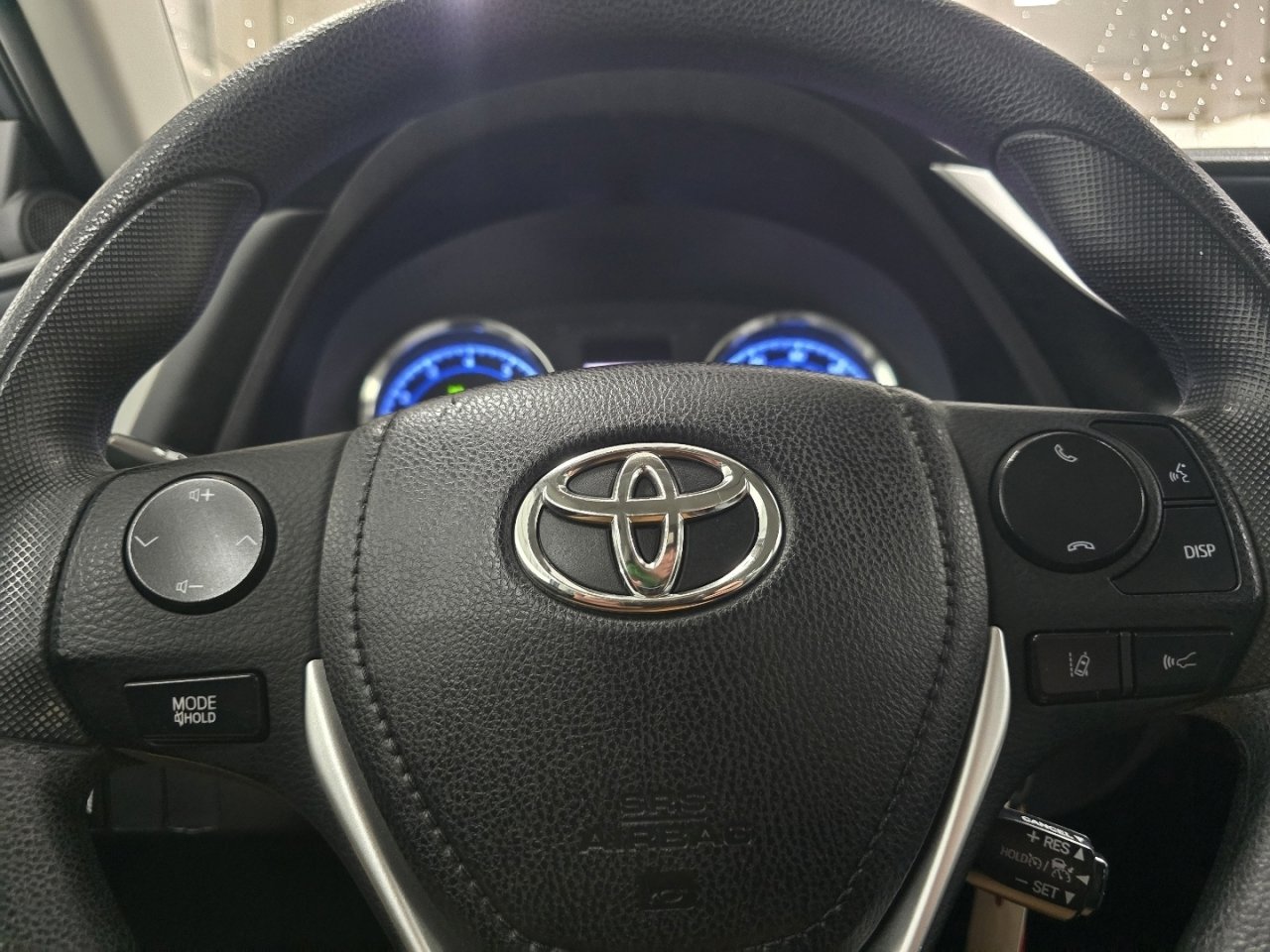 Used 2017 Toyota Corolla LE w/ Carpet Mat Package (TMS) image 25