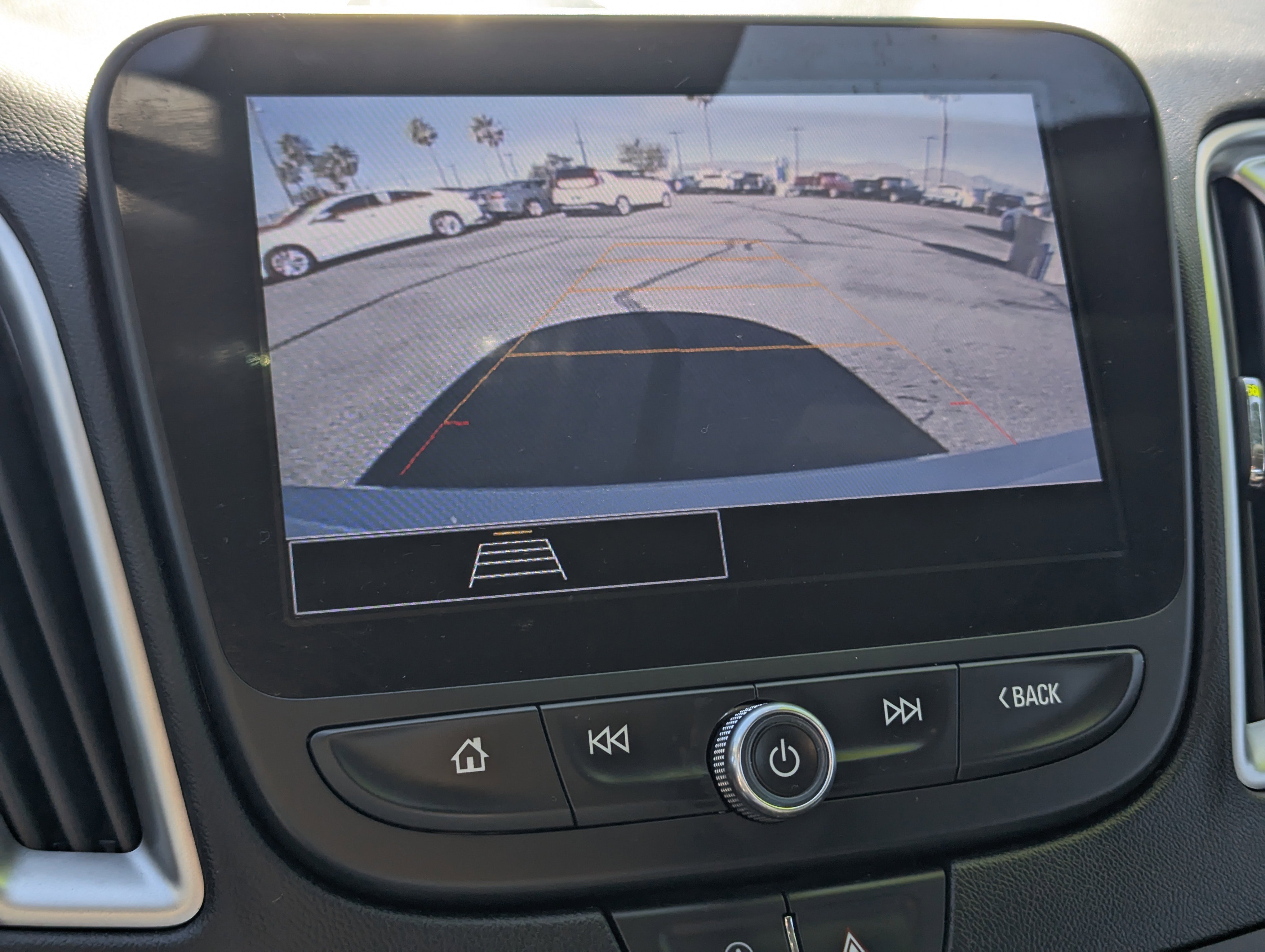 Used 2022 Chevrolet Malibu LS w/ Driver Confidence Package II image 10