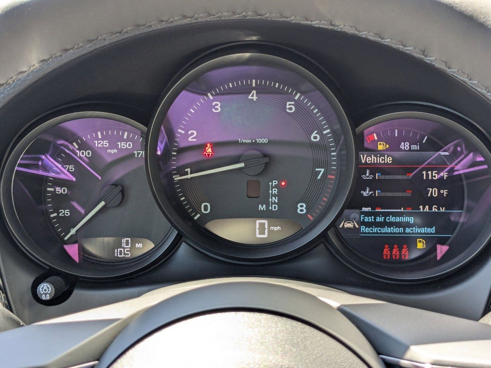 Certified 2025 Porsche Macan image 17