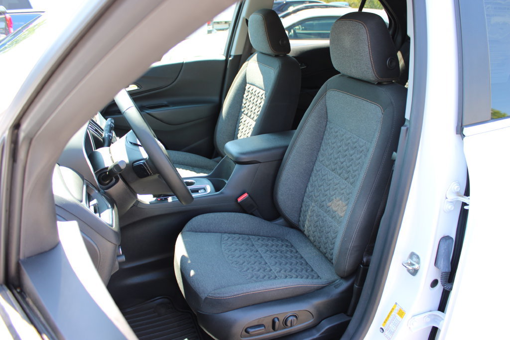 Certified 2024 Chevrolet Equinox LT FWD image 10