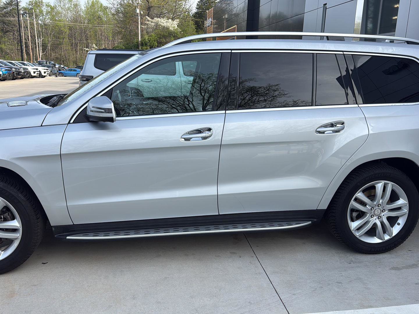 Used 2017 Mercedes-Benz GLS 450 4MATIC image 10