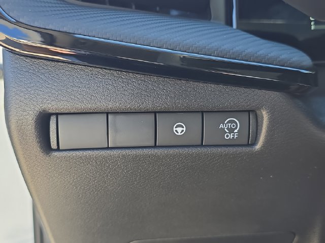 New 2026 Nissan Kicks SR FWD image 29