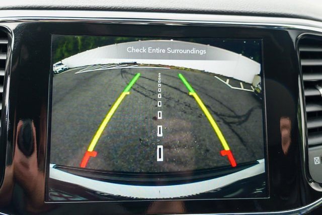 Used 2022 Jeep Grand Cherokee Laredo X image 53