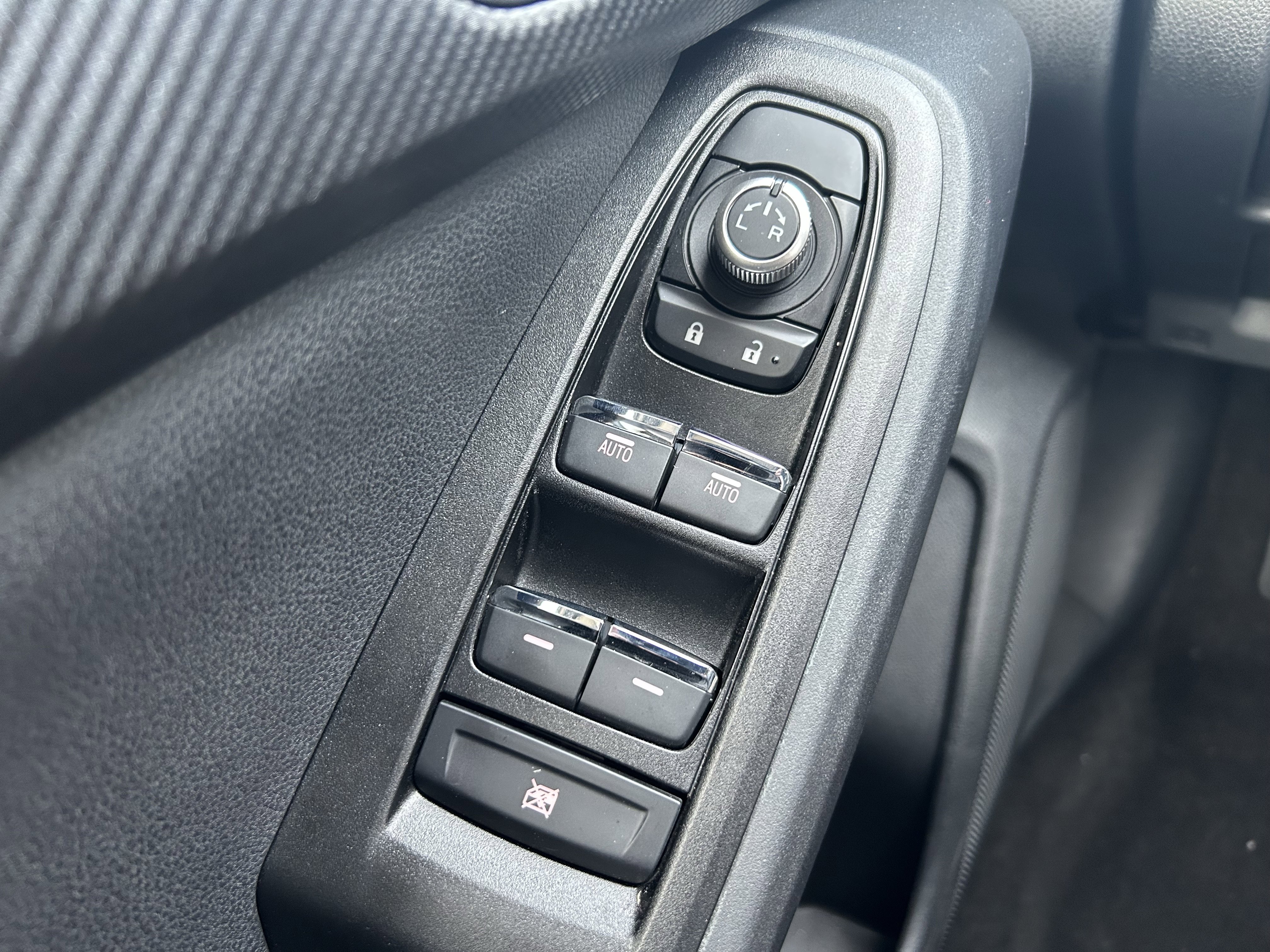 Certified 2025 Subaru Crosstrek 2.5i Limited image 15