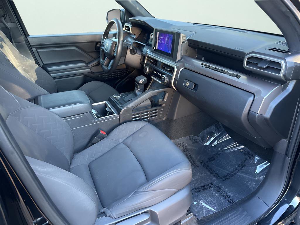 Used 2024 Toyota Tacoma SR5 image 15