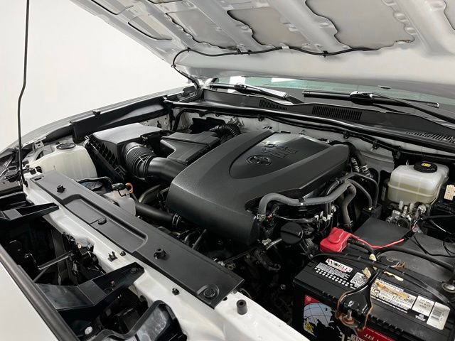 Used 2020 Toyota Tacoma TRD Off-Road w/ Technology Package AWD/4WD image 37