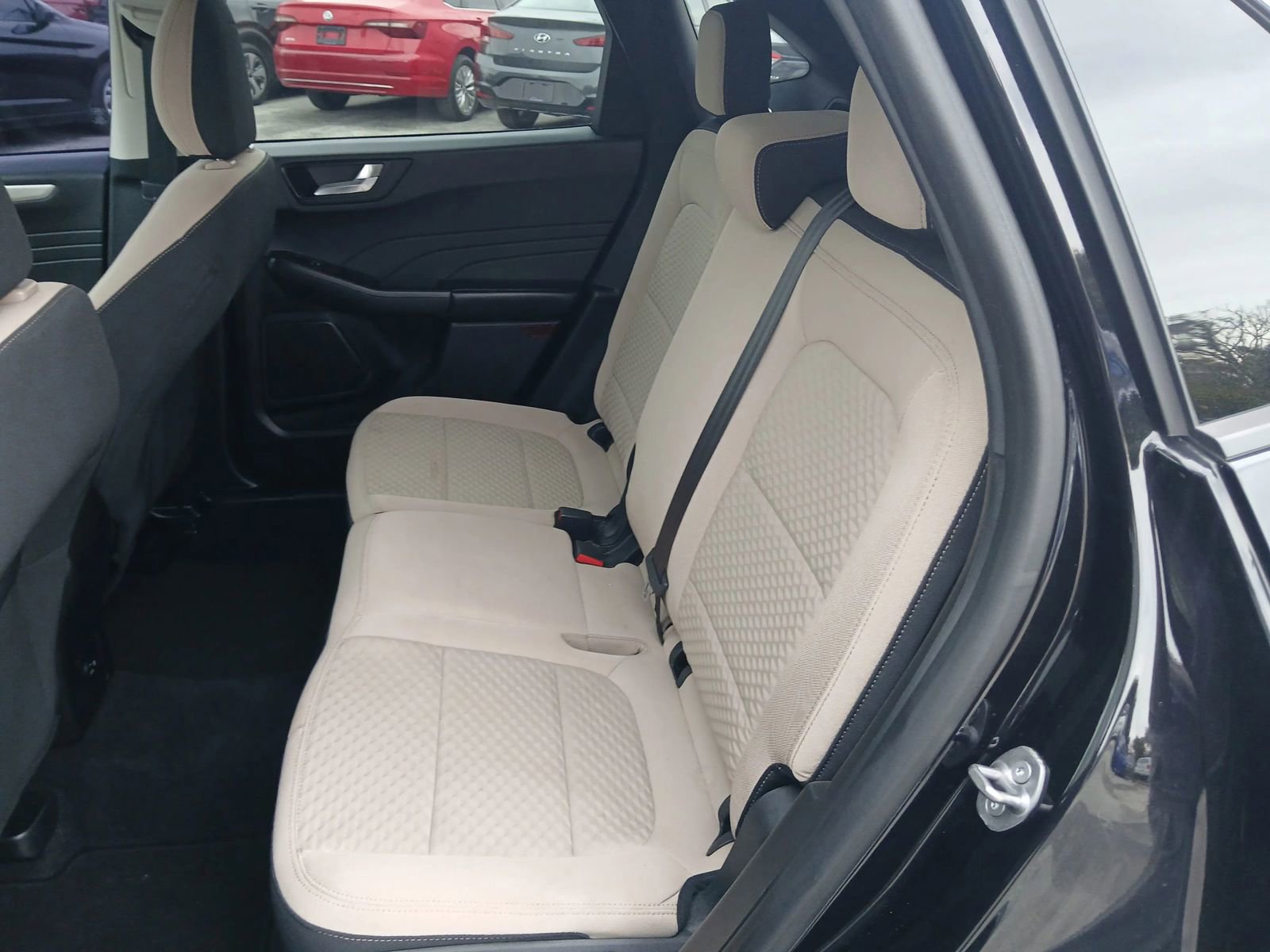 Used 2021 Ford Escape SE FWD image 13