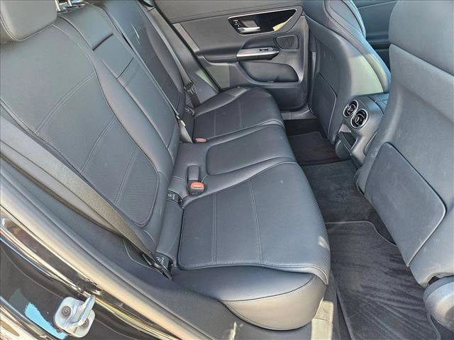 Used 2025 Mercedes-Benz GLC 350e GLC 350e image 16