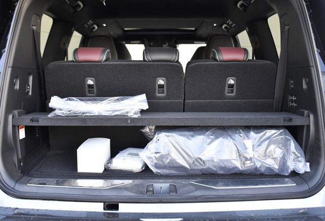 New 2026 INFINITI QX80 Autograph w/ Premium Cargo Package image 39