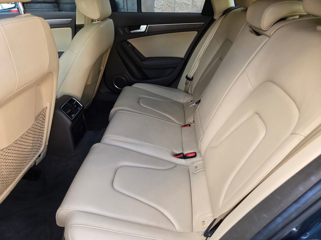 Used 2016 Audi A4 Premium Plus w/ Technology Package image 13