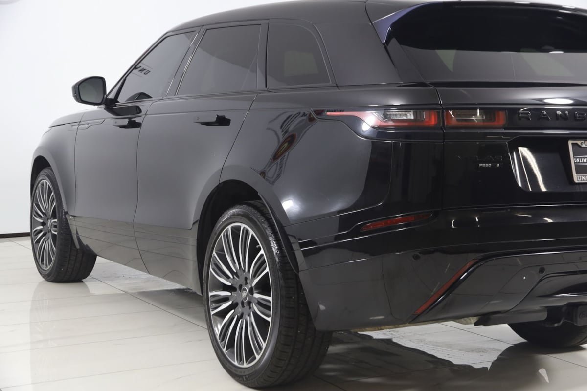 Used 2020 Land Rover Range Rover Velar R-Dynamic S AWD/4WD image 26