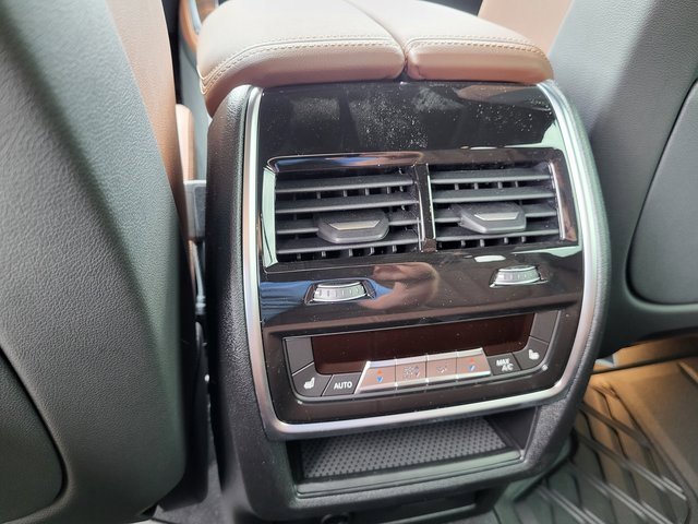 New 2026 BMW X5 xDrive50e w/ Premium Package image 18
