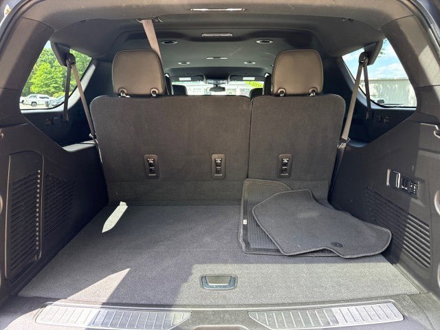 Used 2021 Chevrolet Suburban Premier AWD/4WD image 48