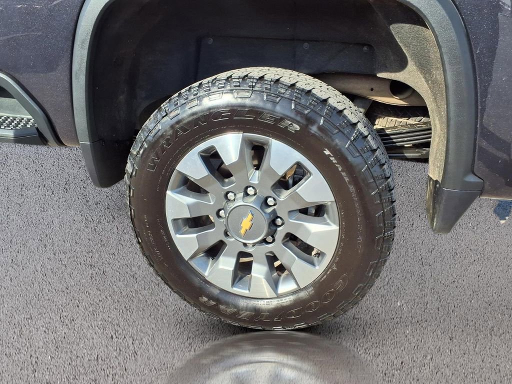 Used 2024 Chevrolet Silverado 2500 LT w/ All Star Edition image 29