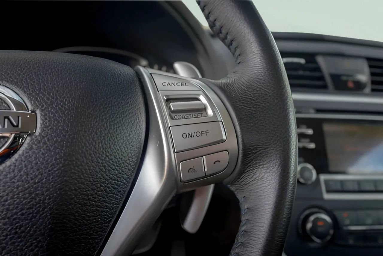 Used 2016 Nissan Altima 2.5 SR image 24