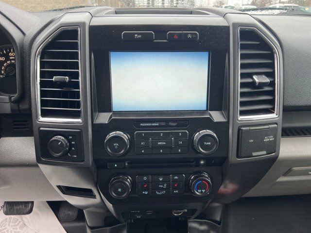 Used 2015 Ford F150 XLT w/ Equipment Group 302A Luxury image 10