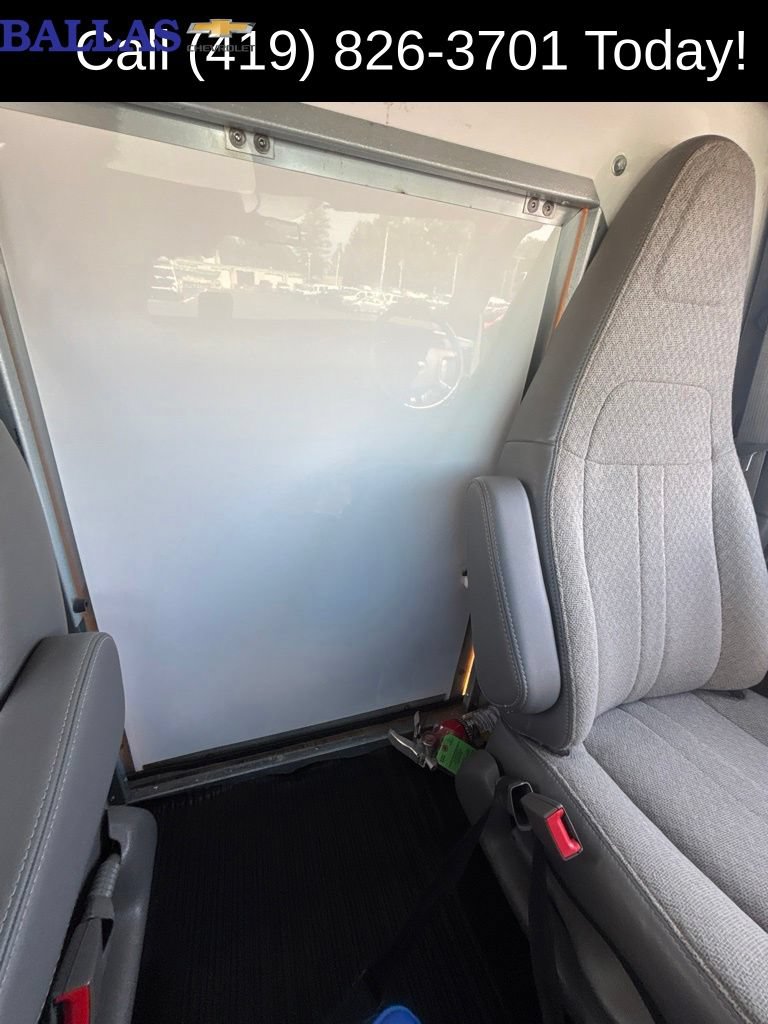 Used 2021 Chevrolet Express 3500 w/ Power Convenience Package RWD image 12