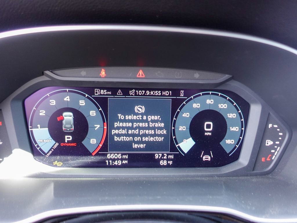 Used 2025 Audi Q3 2.0T Premium w/ Convenience Package image 15