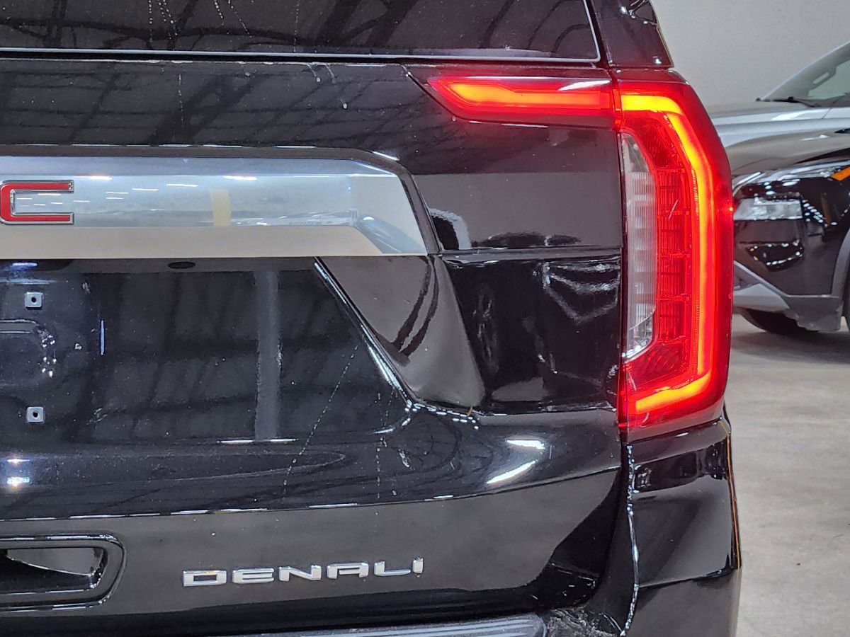 Used 2024 GMC Yukon Denali w/ Advanced Technology Package image 22
