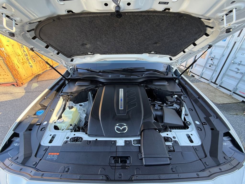 Used 2024 MAZDA CX-90 Plug-In Hybrid w/ Preferred image 28