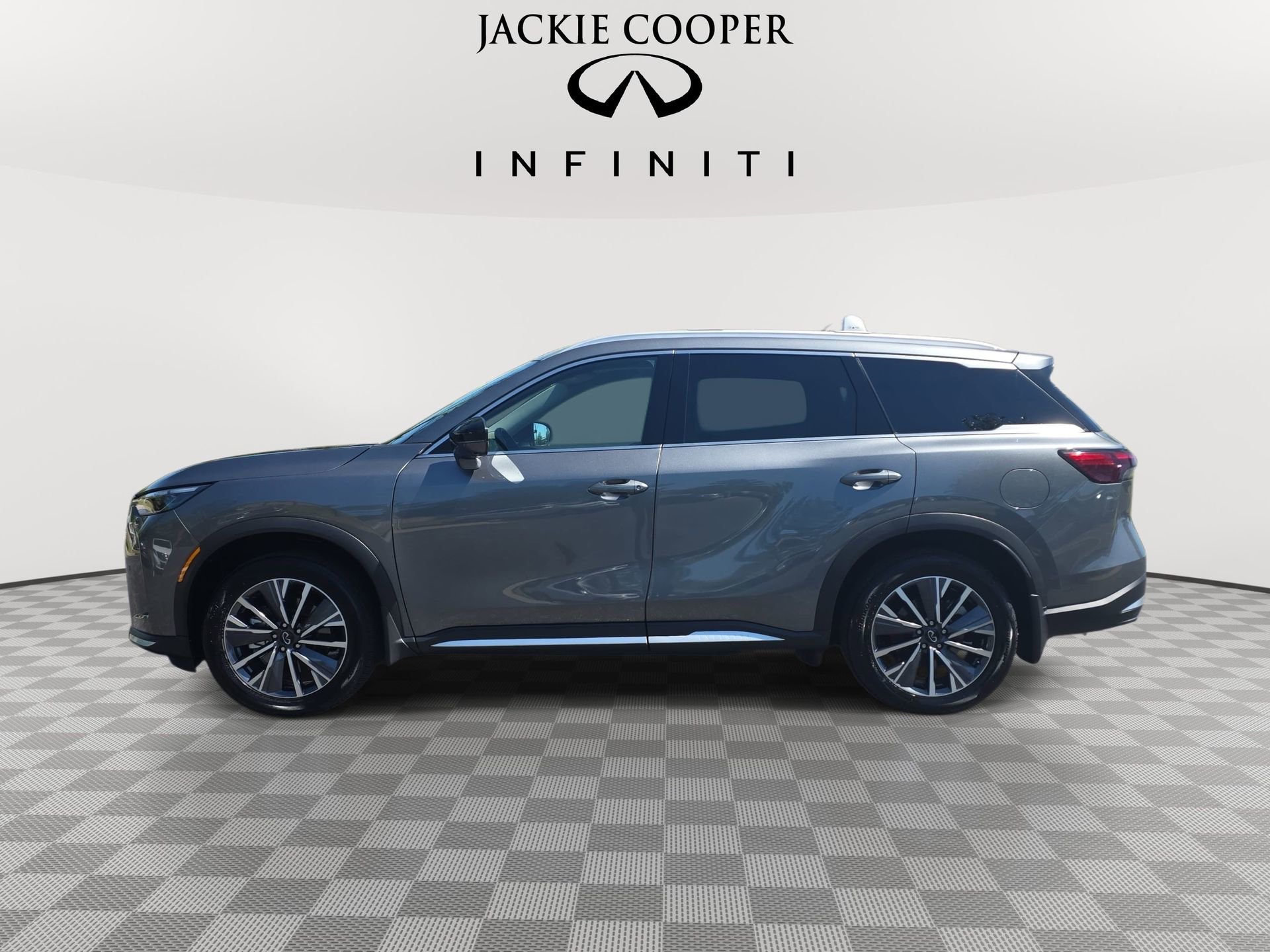 Used 2026 INFINITI QX60 Luxe w/ Cargo Package AWD/4WD image 8