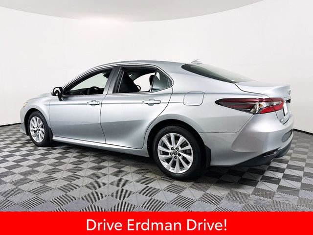 Used 2023 Toyota Camry LE AWD/4WD image 21